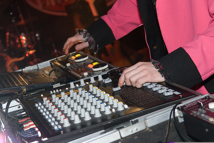 DJ Peter Boer action